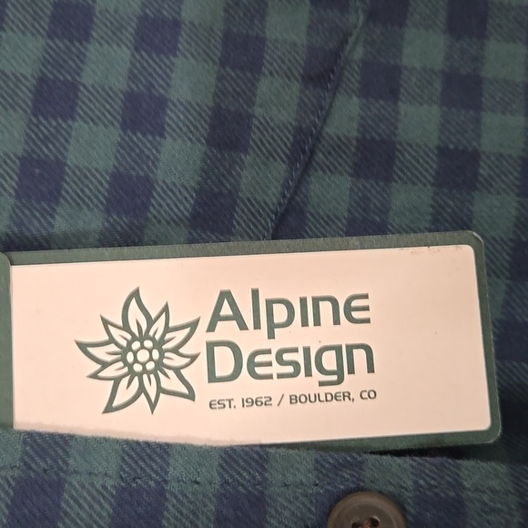 Alpine Design Women's Midweight Flannel Teal Plaid Casual Shirt Size SMALL NWT - Picture 2 of 5